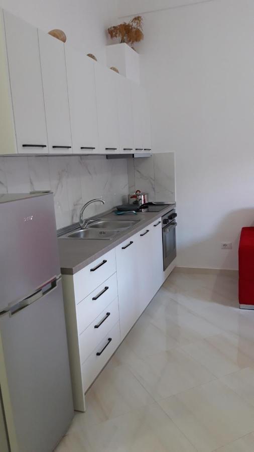 Villa Fredi Орикум Экстерьер фото